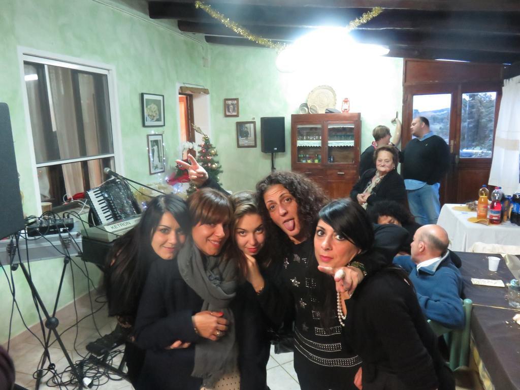 Agriturismo Sardo Villa Campavaglio Luaran gambar